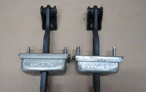 Ford Kuga I Rear door check strap stopper 5173991 3M51R23500AJ 6M51R23500