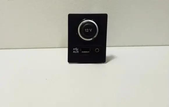 Skoda Superb B8 (3V) AUX in-socket connector 5Q0035724 5Q0035726E