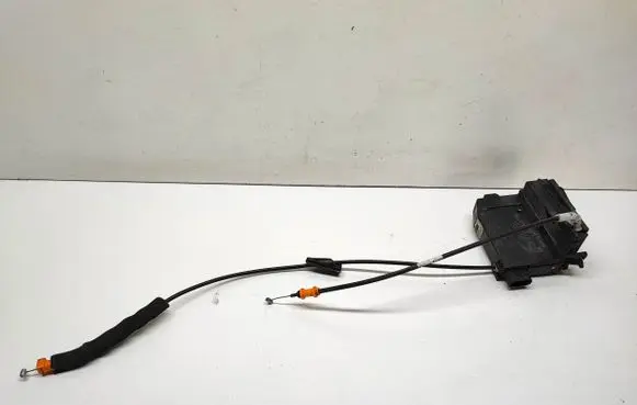 Citroen C4 II Picasso Rear door lock 9810310880