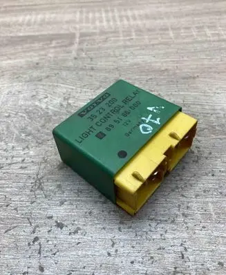 Volvo S70 V70 V70 XC Light relay 3523200 895166000