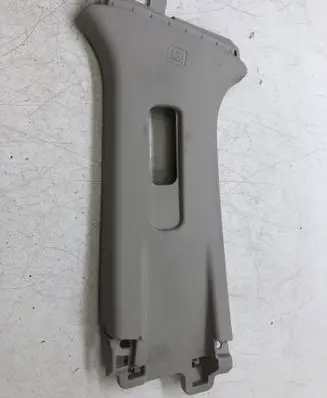 Mazda CX-3 (B) pillar trim (top) D10E68210