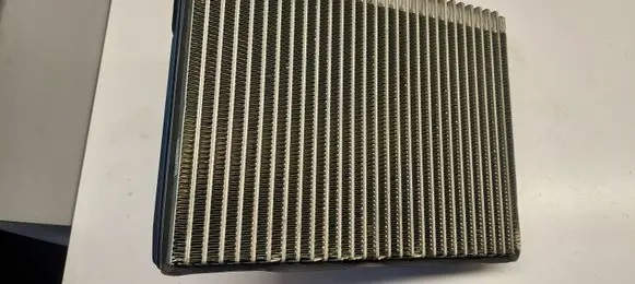Volvo V70 Air conditioning (A/C) radiator (interior) 