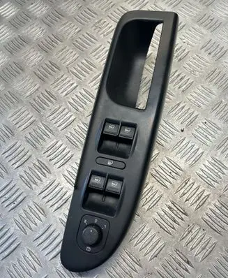 Volkswagen PASSAT B6 Electric window control switch 3C2867172B