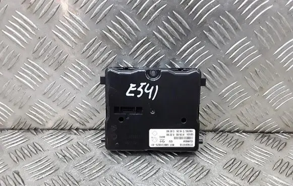 Nissan Qashqai Fan control module 27760HV71B