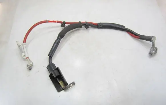 Volkswagen PASSAT B8 Positive cable (battery) 5Q0971228