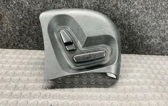 Mercedes-Benz E W211 Seat control switch 2118211258