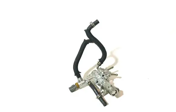 Mazda CX-5 Fuel distributor A12009