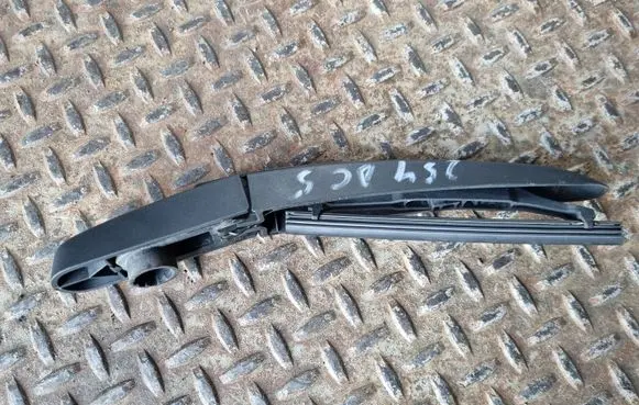 Citroen DS5 Rear wiper blade arm