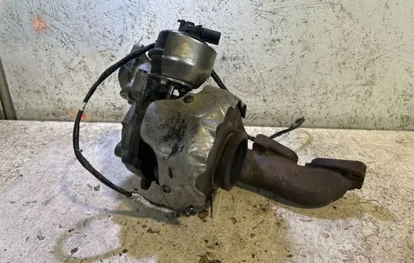 Audi A6 C7 Turbo 04L253056L 5024026708