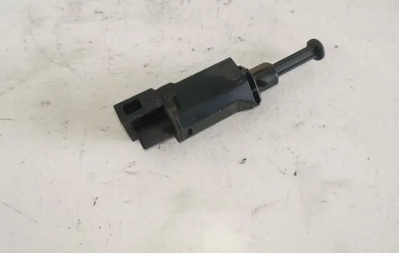 Clutch pedal sensor