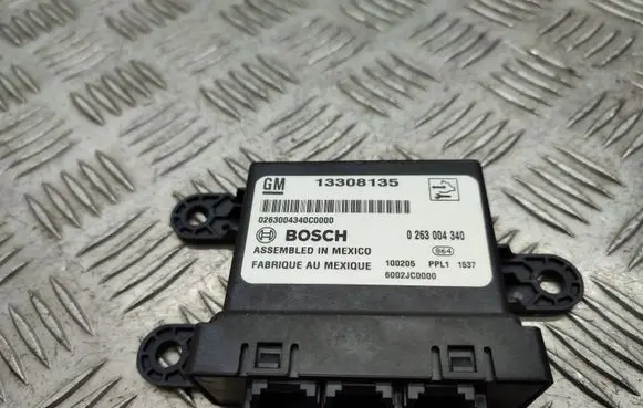 Opel Insignia A Parking PDC control unit/module 13308135