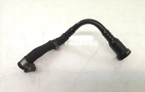 Suzuki Grand Vitara I Fuel line pipe