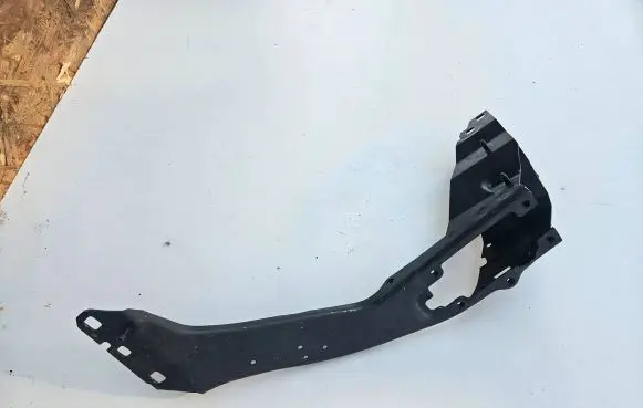 BMW X1 F48 F49 Headlight/headlamp mounting bracket 7426633