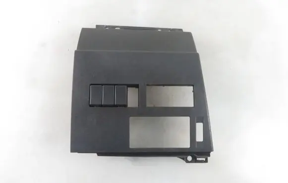 Volvo XC90 Central console control unit 82214529
