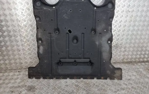 Alfa Romeo Giulia Engine splash shield/under tray 