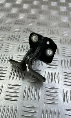 Jeep Grand Cherokee Rear door upper hinge 661A