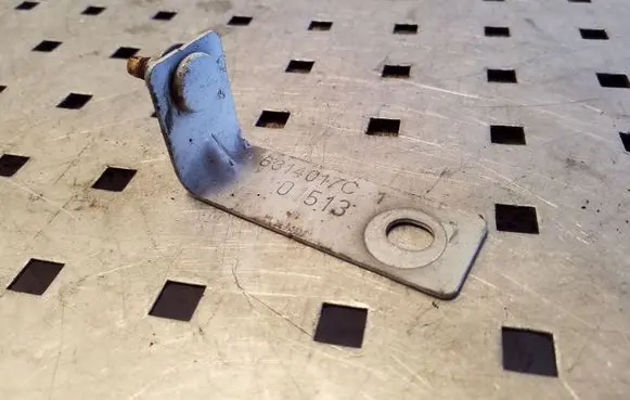 Renault Megane III Fender mounting bracket 6314017C