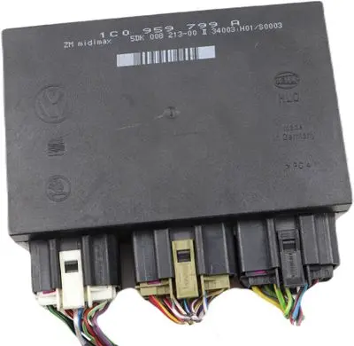 Volkswagen PASSAT B5.5 Comfort/convenience module 1C0959799A 5DK00821300