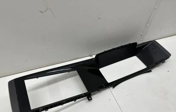 Opel Mokka B Dashboard trim 9835987080