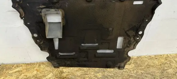 Ford Mondeo MK V Engine splash shield/under tray