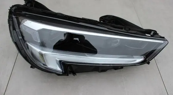 Opel Insignia B Headlight/headlamp 39136836