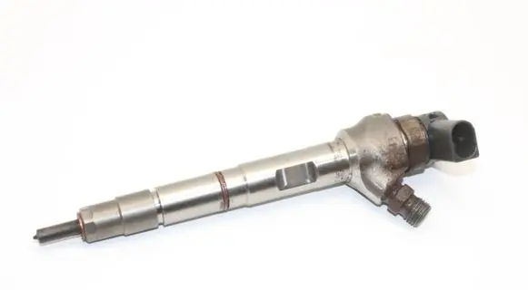 Audi A4 S4 B9 8W Fuel injector 04L130277AE 0445110471