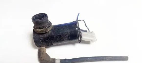 Mazda Xedos 6 Windscreen/windshield washer pump 8603102140