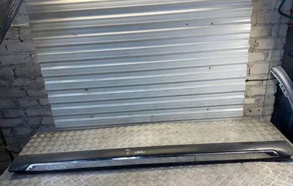 Citroen C-Crosser Sill