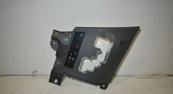 Lexus RX 450H Gear shifter surround trim plastic