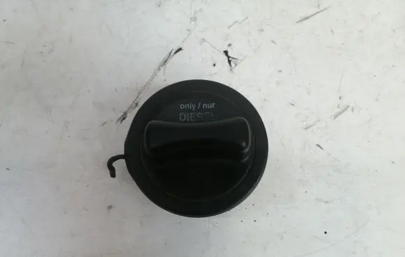 Mercedes-Benz A W168 Fuel tank filler cap A2204700105