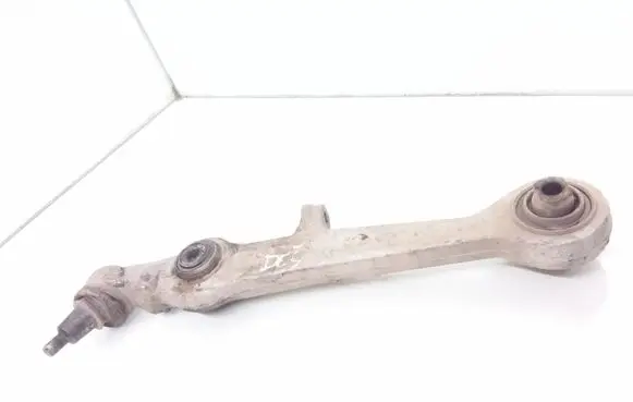 Volkswagen PASSAT B5 Front control arm