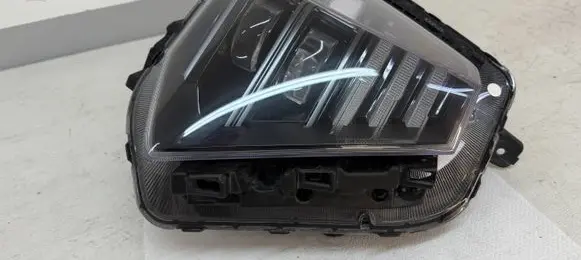 Hyundai Kona II Headlight/headlamp 92101BE100