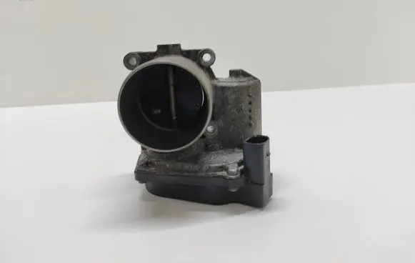 Volkswagen Jetta V Throttle valve 03C133062C A2C53030936
