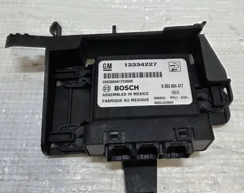 Opel Astra J Parking PDC sensor 13334227