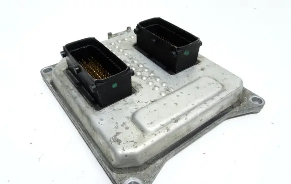 Opel Zafira B Engine control unit/module 55568735 5WK9463 0030104153