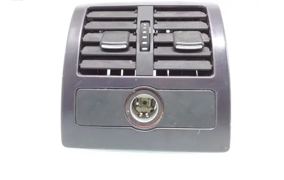 Rear air vent grill