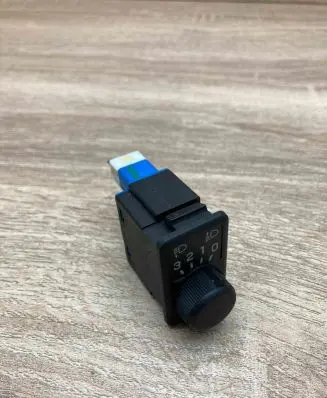 Mazda 626 Headlight level height control switch 2702 WithPlug
