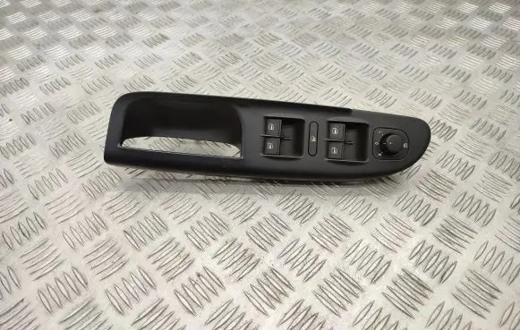 Volkswagen PASSAT B6 Electric window control switch 3C1867171B 1K0959565H 1K4959857A