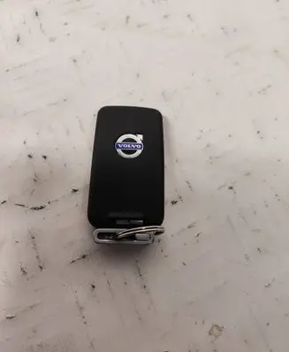 Volvo V70 Ignition key/card 8676873