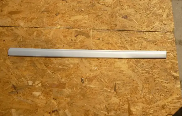 Volkswagen Golf III Front door trim (molding) 1H4853516