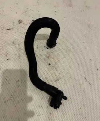 Peugeot 3008 II Coolant pipe/hose 