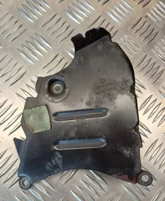 Volkswagen PASSAT B6 Timing belt guard (cover) 045109147A