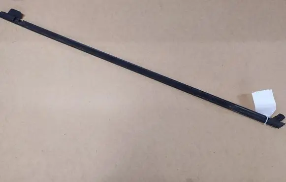 Citroen C4 Grand Picasso Front door glass trim molding 9655505980