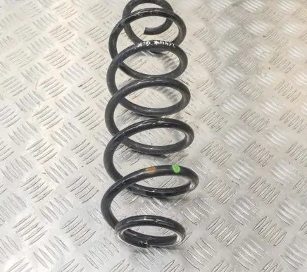 Toyota C-HR I Rear coil spring