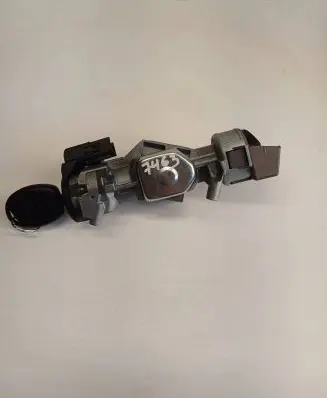 Ford Focus C-MAX Ignition lock 3M513F880AA