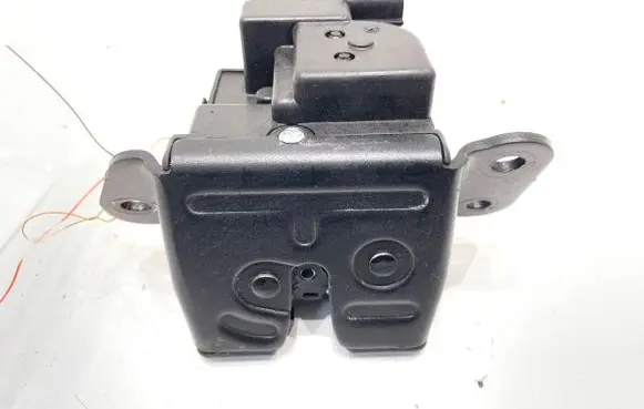 KIA Sportage Tailgate exterior lock 81230-3W000