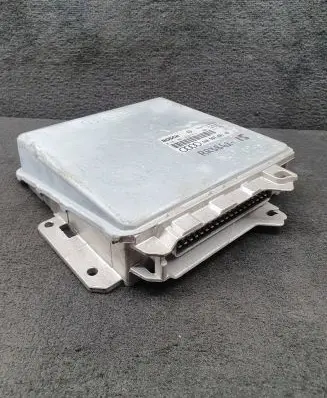 Audi A6 S6 C4 4A Engine control unit/module 4A0907401AD 0281001477 0281001478