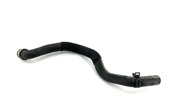 Mercedes-Benz C W204 Engine coolant pipe/hose A2045017182