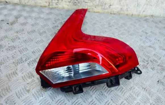 Volvo V40 Rear/tail lights 31395845