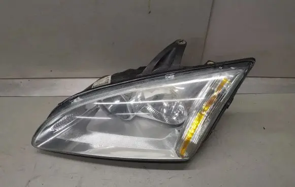Ford Focus Headlight/headlamp 4M5113W030AD